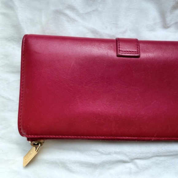 Yves Saint Laurent YSL Y-Line Red Leather Zip Wallet Gold Y Logo - Picture 2 of 16